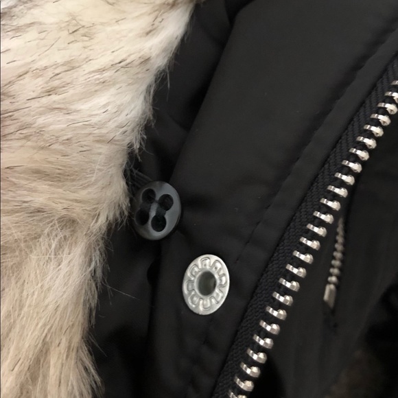 **SOLD** New W/O Tags - Laundry by Shelli Segal winter jacket - Picture 4 of 4